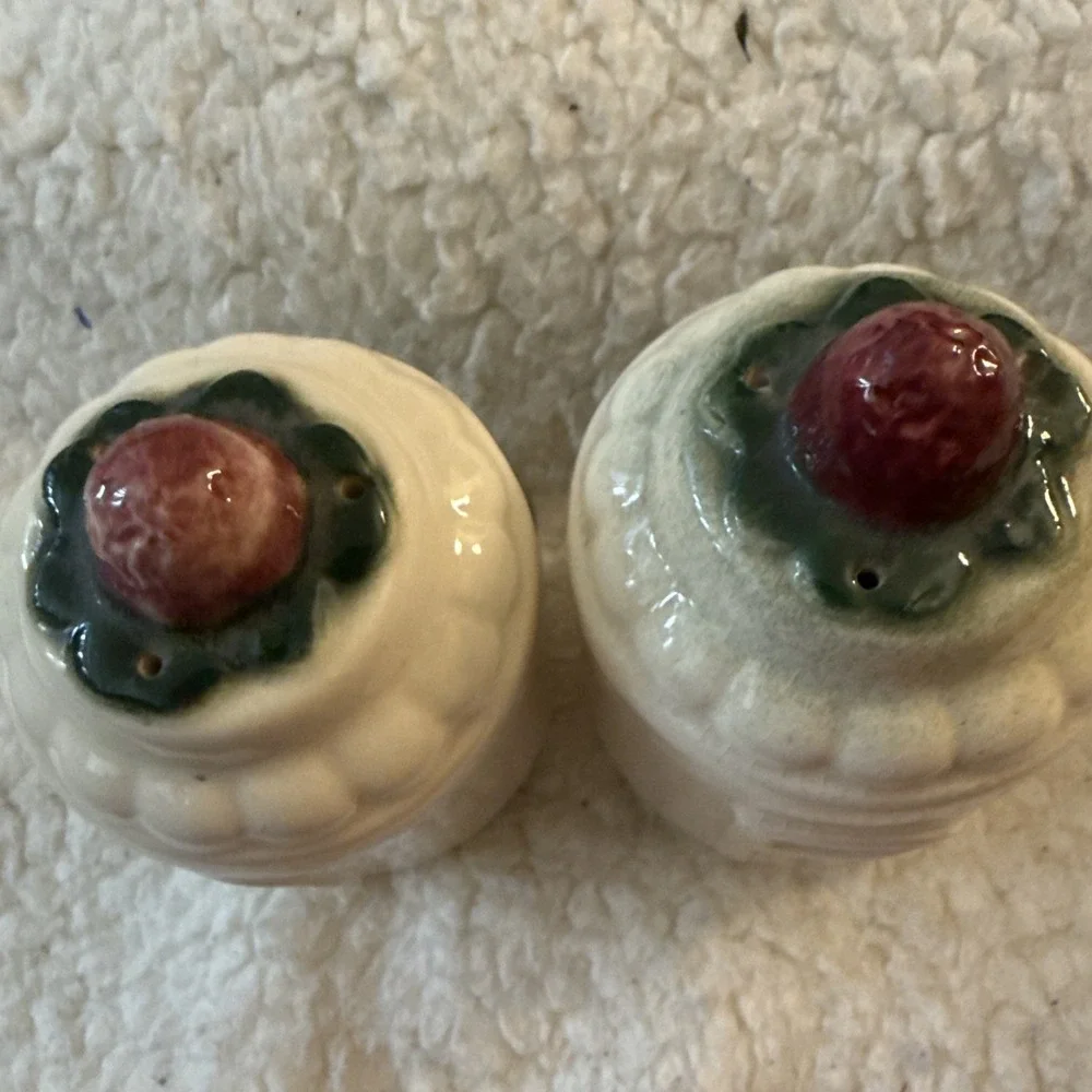 Vtg Brush McCoy Three Leaf Clover Art Deco Salt & Pepper Shaker Set 1940s